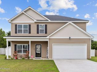 1028 Dunbrook Dr, Winterville, NC 28590