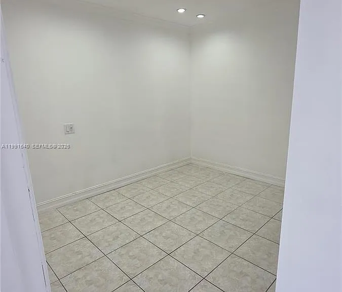 2114 Biarritz Dr #2 — Photo 16