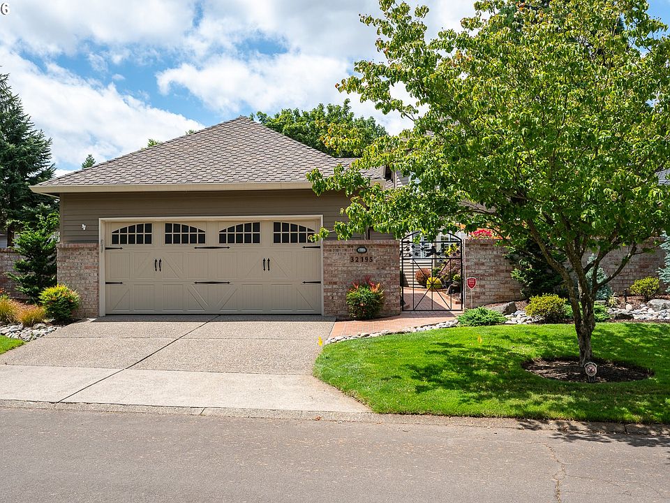 1st image of 32195 SW Lake Dr