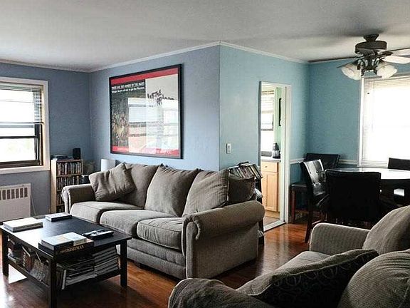 3rd image of 1546 160th St