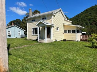 11 Maple St, Savona, NY 14879