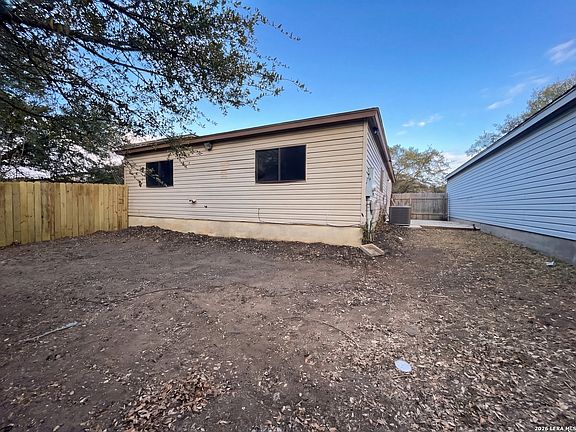 5th image of 3741 Candlebluff
