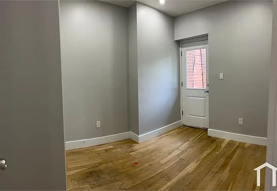 1419 Vyse Ave #3D — Photo 6