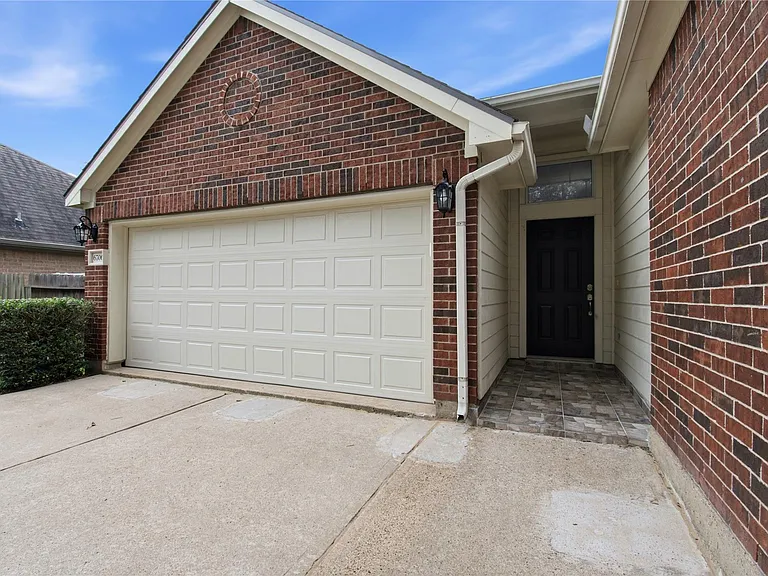 6706 Paigetree Ln — Photo 6