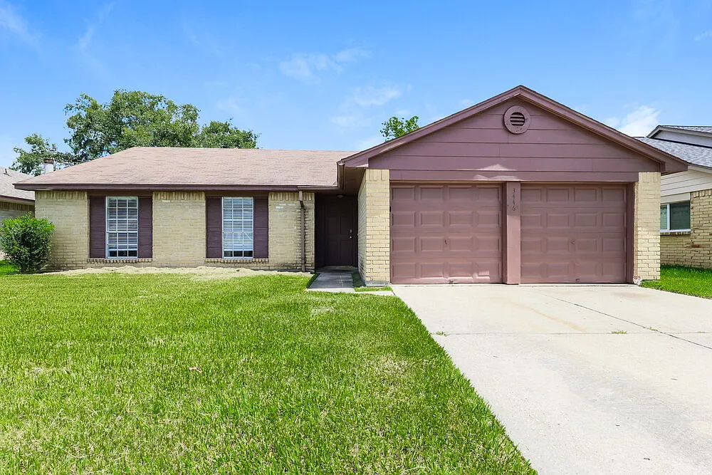 3 bed, 2.0 bath, 1656 sqft, $1,730 — Photo 1
