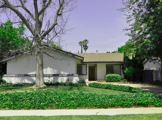 19051 Gledhill St, Northridge, CA 91324