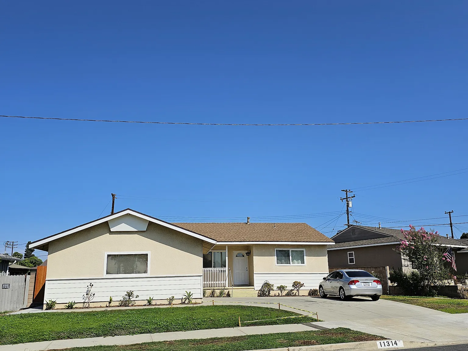 3 bed, 1364 sqft, $3,900 — Photo 1