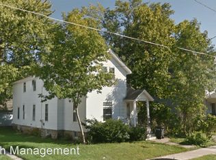 916 Wright St #13889887, Oshkosh, WI 54901