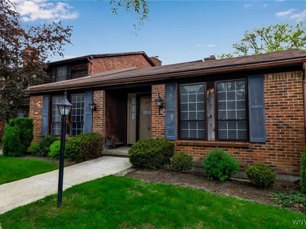 231 Wedgewood Dr, Williamsville, NY 14221