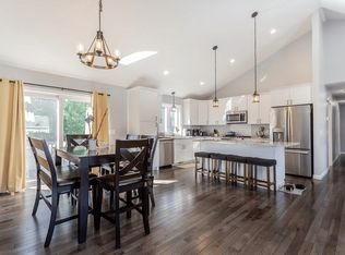 242 Courtney St, Fall River, MA 02720