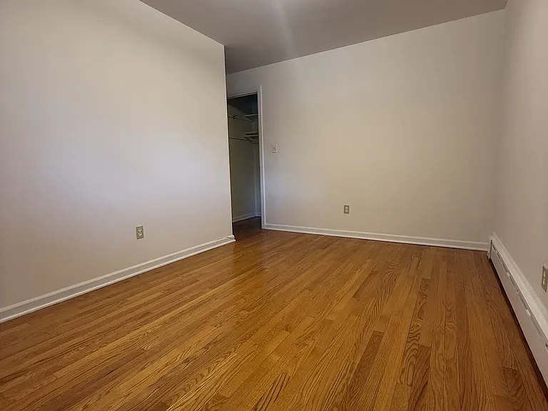 164 Terrace Ave — Photo 6
