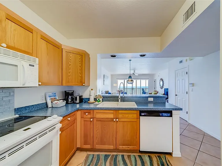 16550 Gulf Blvd #643 — Photo 17