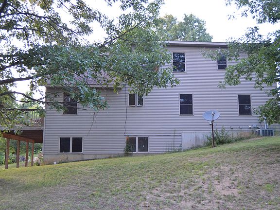 4th image of 17525 Trenton Ave NE