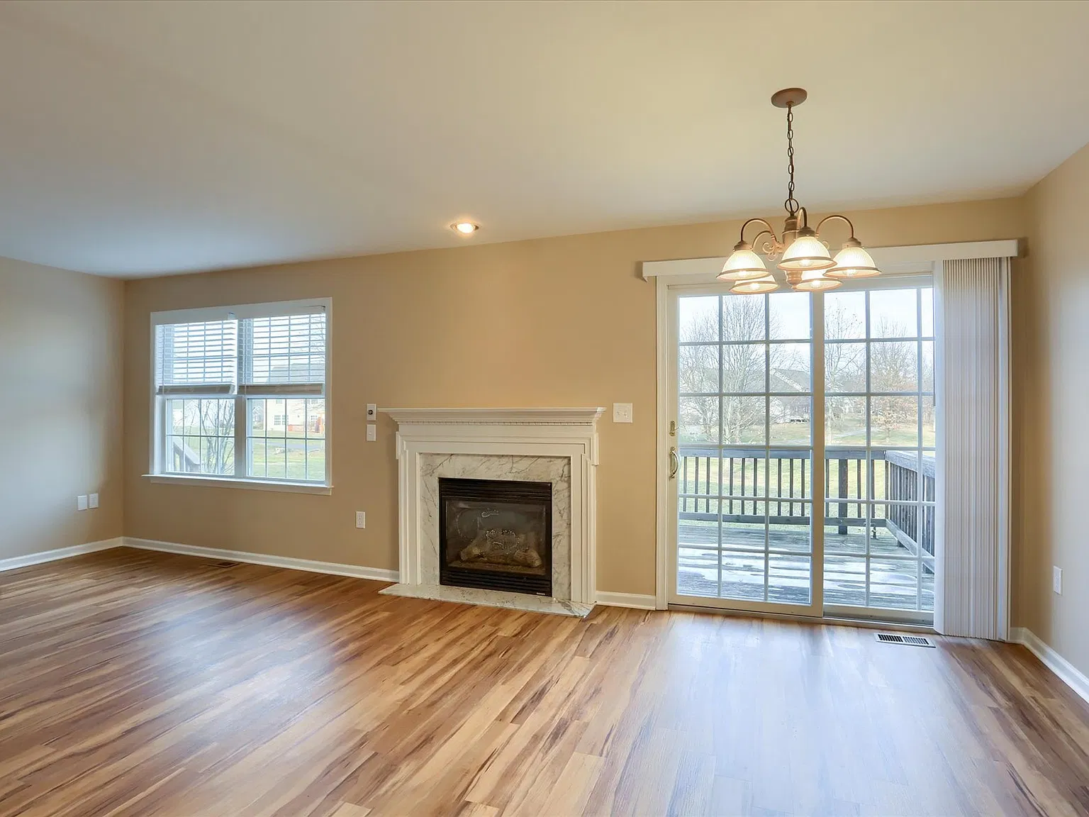2 bed, 1716 sqft, $2,149 — Photo 3