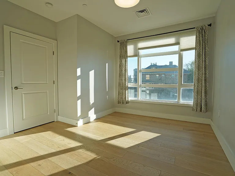 1650 Commonwealth Ave #303 — Photo 19
