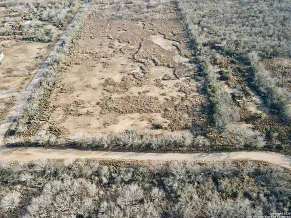 #4428-4430 Avenue M LOT 4428, Christine, TX 78012
