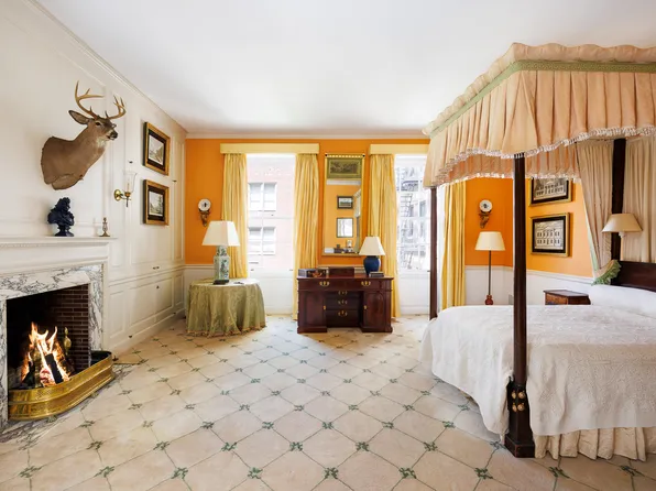 67 East 93rd Street image 9 of 20