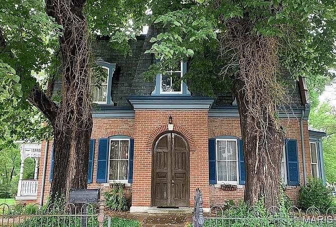 1st image of 217 Magnolia Ave