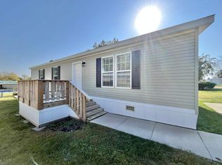 3701 2nd St #32, Coralville, IA 52241