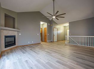 15012 Butler Ave, Omaha, NE 68116