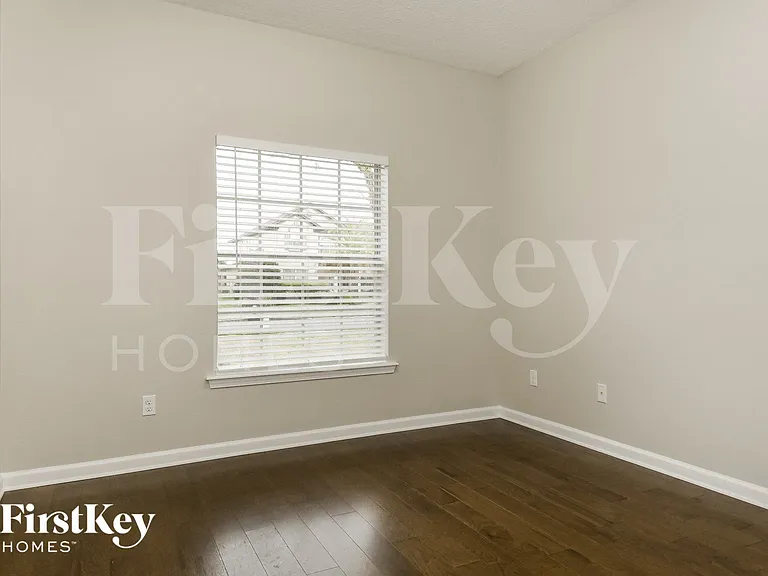 664 Porta Rosa Cir — Photo 12