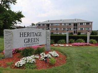 2 Fernview Ave APT 8, North Andover, MA 01845