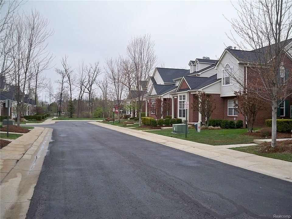 2nd image of 21103 Alexa Dr #1