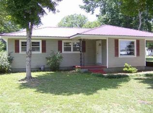 100 Central Ave, Savannah, TN 38372