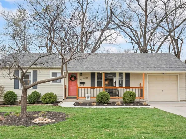7306 Outlook St, Overland Park, KS 66204