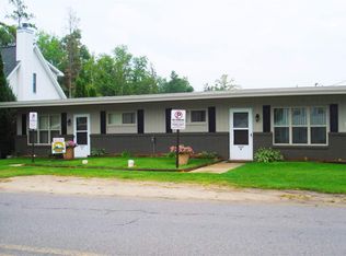 7527 Crystal Beach Rd NW, Rapid City, MI 49676