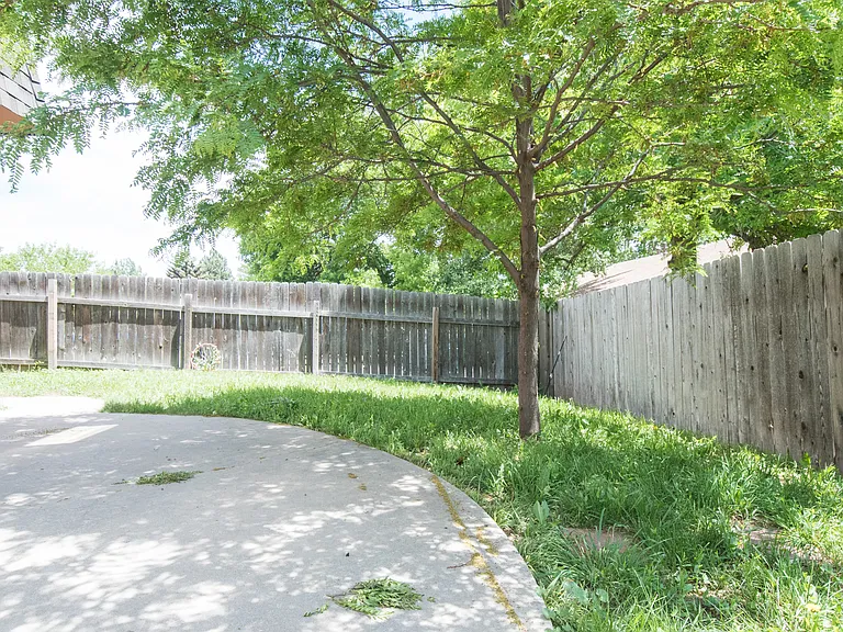1720 Azalea Ct #1 — Photo 24