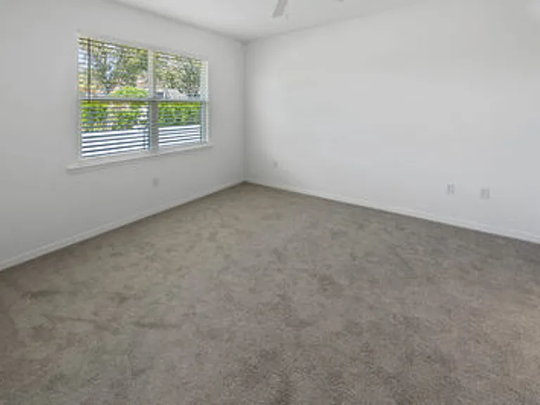 1093 Tranquil Brook Dr — Photo 9