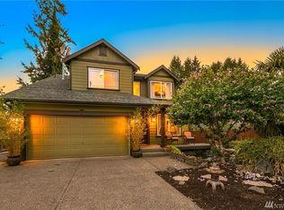 2017 NE 20th St, Renton, WA 98056