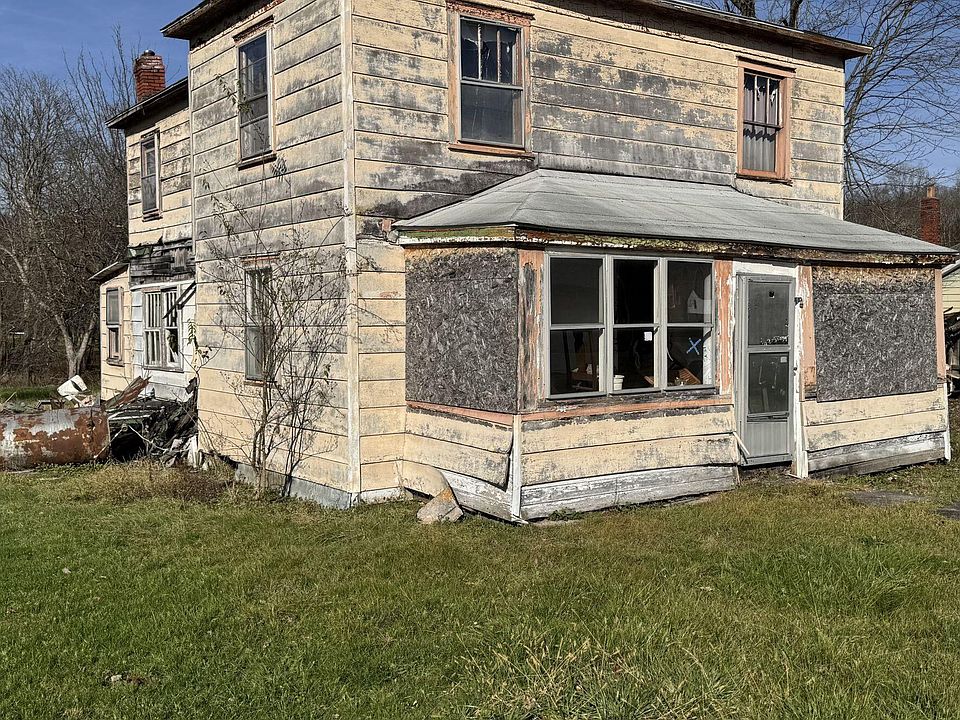 1st image of 209 Barbour St