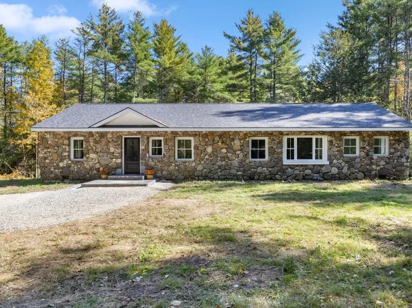 33 Log N Rock Road, Eliot, ME 03903