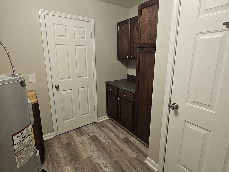 1269 Windrow Dr — Photo 7