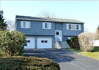 1st image of 11 Horton Dr