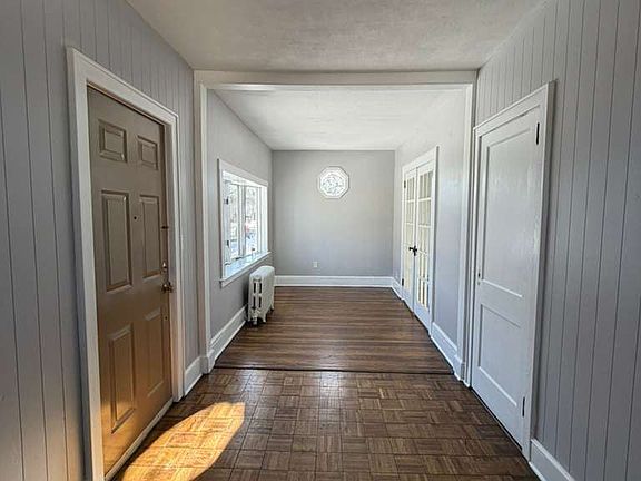 5th image of 936 Ross St #1