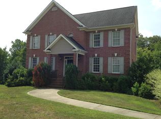 2076 Rossmore Rd, Clemmons, NC 27012