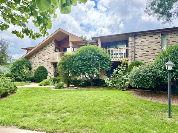 1619 Dover DRIVE #3, Waukesha, WI 53186