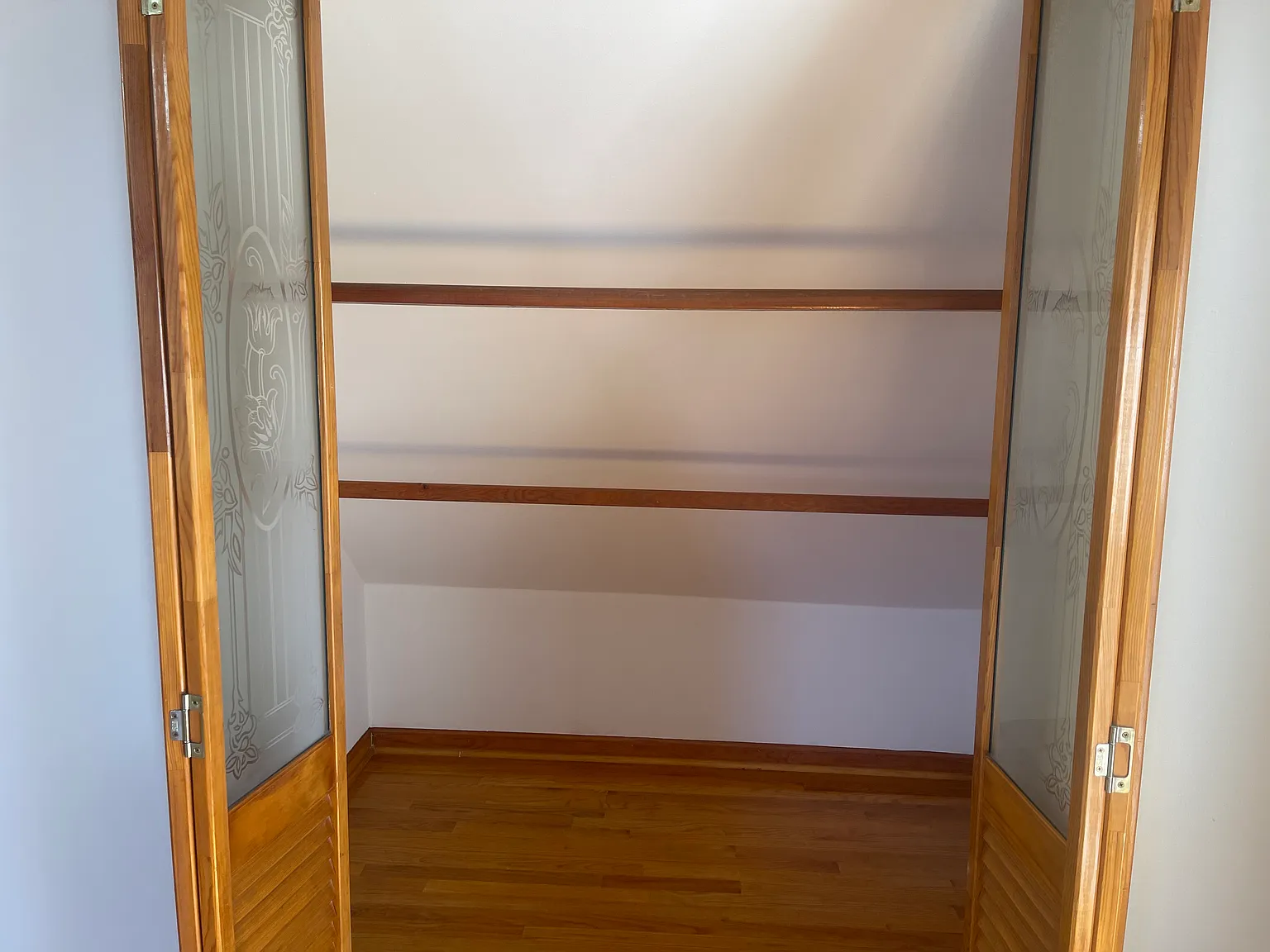 2361 N Lister Ave — Photo 2