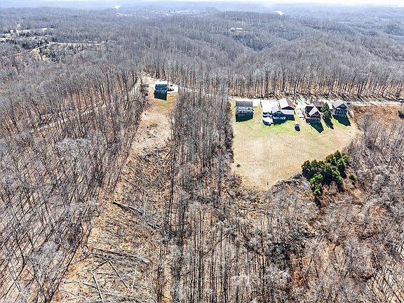 5th image of 67 & 68 Lillydale Rd