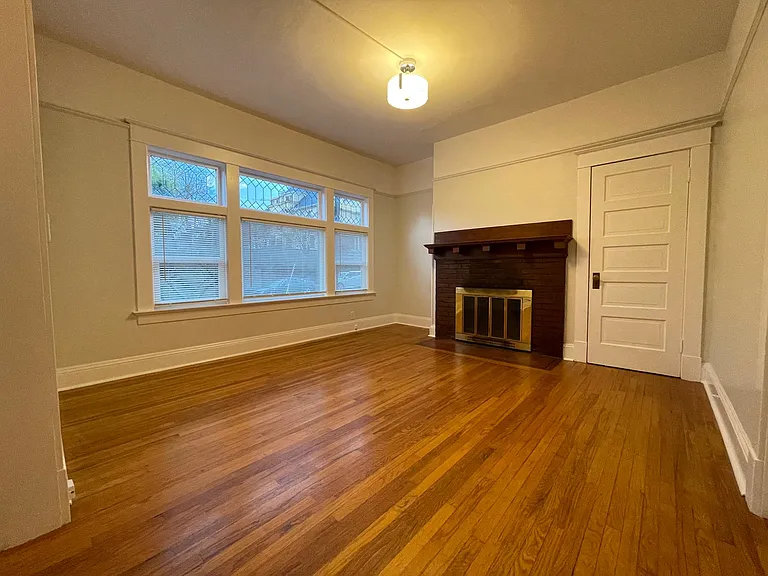 1516 SE Alder St — Photo 5