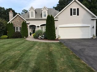 218 Sunset Rdg, Rocky Hill, CT 06067