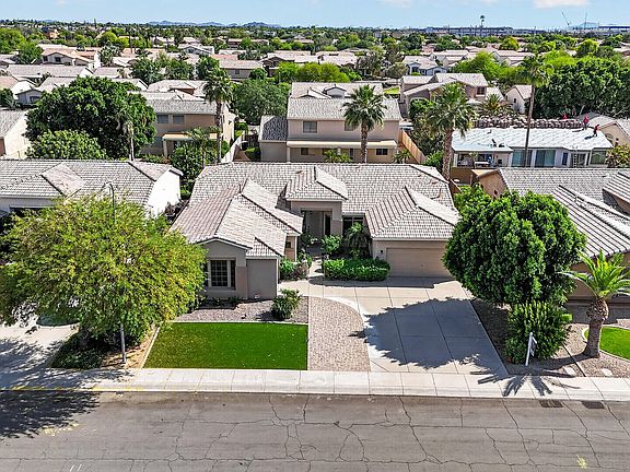 4th image of 2131 W MULBERRY Drive