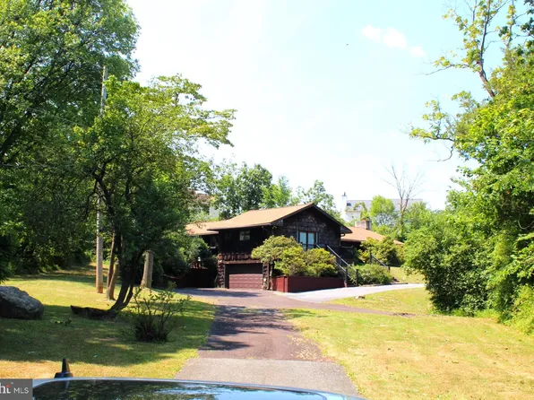 1708 Gilbertsville Rd, Pottstown, PA 19464
