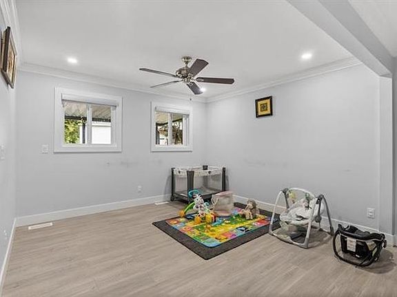 5th image of 15077 86b Ave