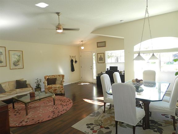 4th image of 8204 NW 51st St