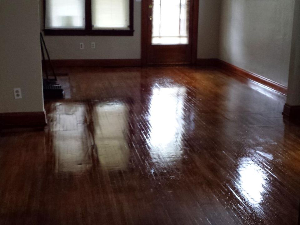 1st image of 702 Thurman Ave