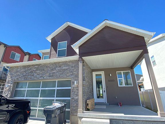2nd image of 6689 Serviceberry Dr
